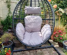 Hanging Egg Chair