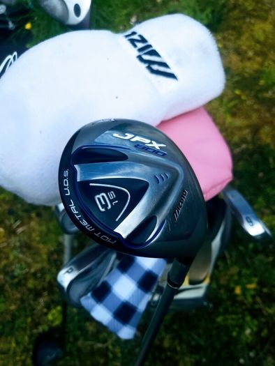 Set of Ladies Golf Clubs