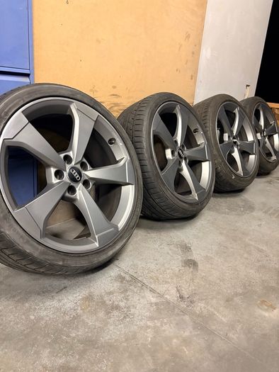 19in 5x112 genuine Audi alloys