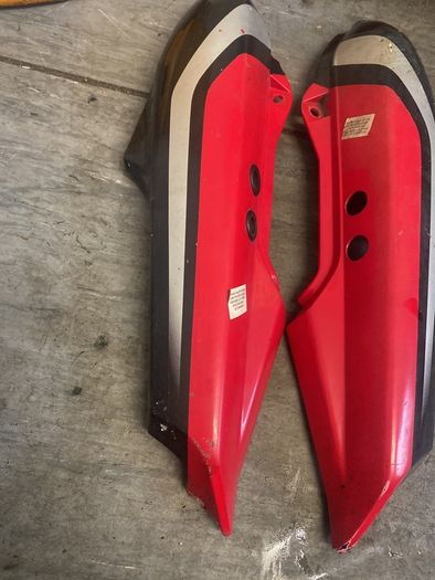 Yamaha Fazer Fzs 600 Rear side fairings L&R