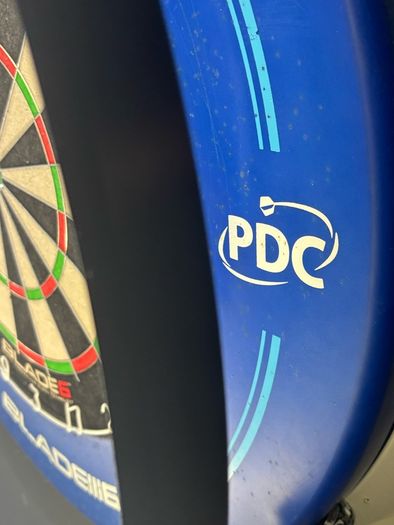 dart board blade 6 with light surround and darts