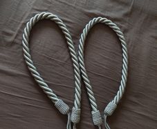 curtains tie back