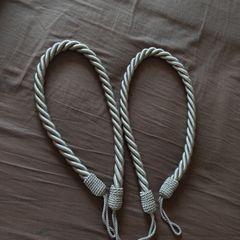 curtains tie back