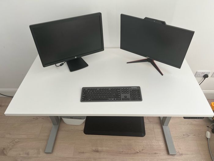 Leap Sit Stand Electric Desk