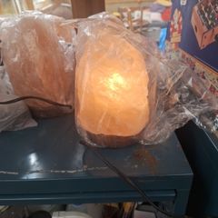 himalayan salt lamp