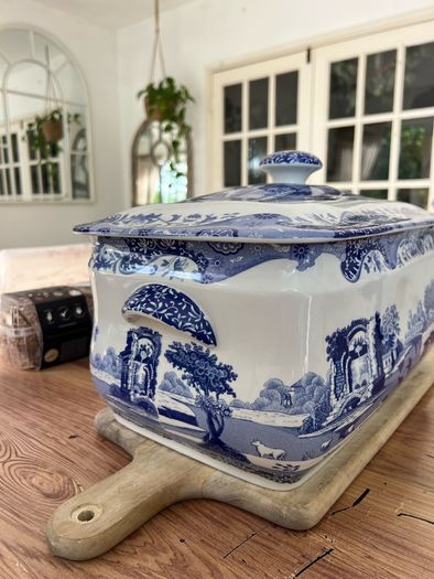 Vintage Spode bread bin