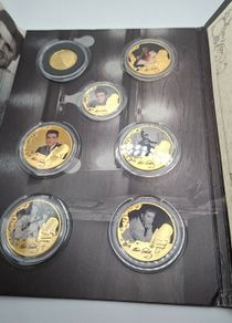 Elvis Presley coins including 9ct gold one weight 8 grams