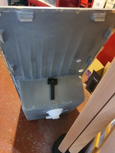 Kitchen sink