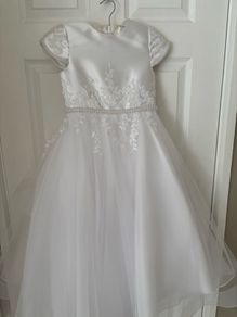 Isabella Communion Dress Excellent condition