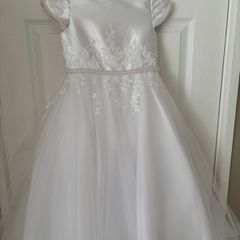 Isabella Communion Dress Excellent condition