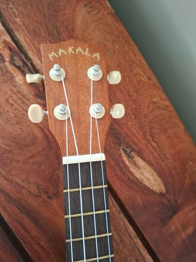 Kala Makala MK-CE Concert Electro-Acoustic Ukulele