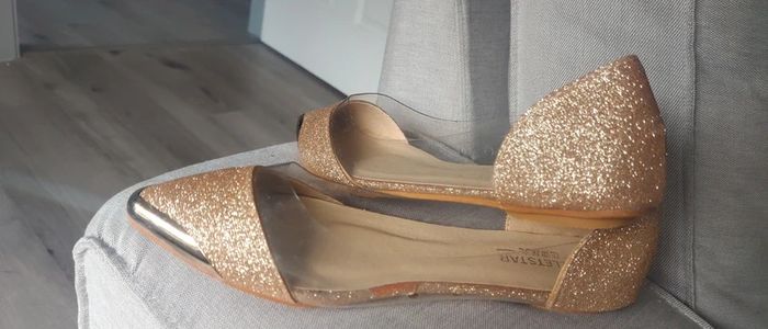 New gold glitter shoes size UK 2