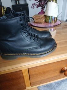 Girls size 3  Doc Martins