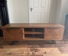 TV Table Hudson Smoked Oak