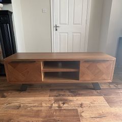 TV Table Hudson Smoked Oak