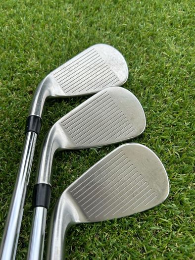 Titleist AP1 718