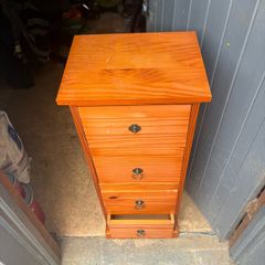 Chest of drawers