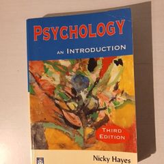 Psychology - An Introduction by Nicky Hayes & Sue Orrell Third Edition