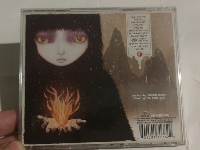 Seether - Finding Beauty in Negative Spaces Cd