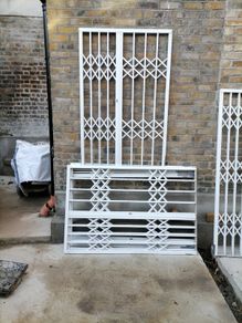 Security Grills retractable locking