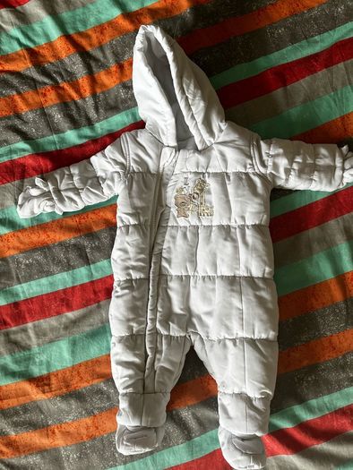 Baby winter suit size 0-3 months