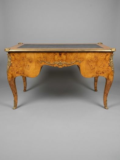 Louis XV Style Burl Walnut Writing Desk with Leather Top