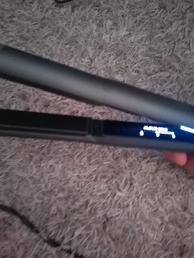 Hair straightener