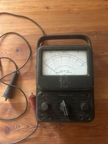 Vintage Simpson Model 260 Analog Multimeter (VOM) - USA Made Classic