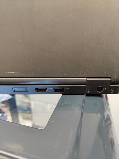Dell Latitude 5490 14" Laptop Core i5-8350U 8GB RAM 256GB SSD Windows 11 Pro.