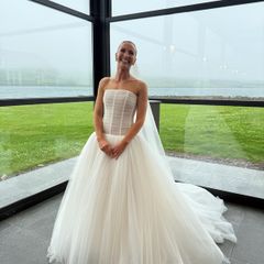 Chosen by Kyha- Beau wedding dress- Size UK 8-10
