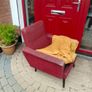 retro looking chair Image 4