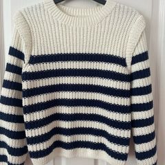 Girls Chunky Knit Jumper Age 8-9