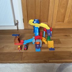 toot-toot track & cars
