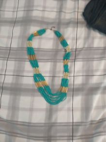 Turquoise beaded necklace