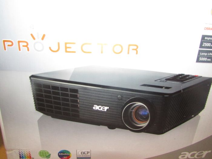 Acer Home and Office DLP Projector