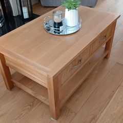 oak coffee table