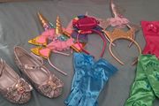 kids costumes / dress up