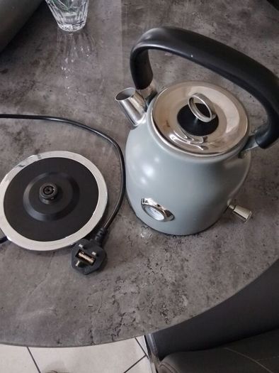 electric kettle