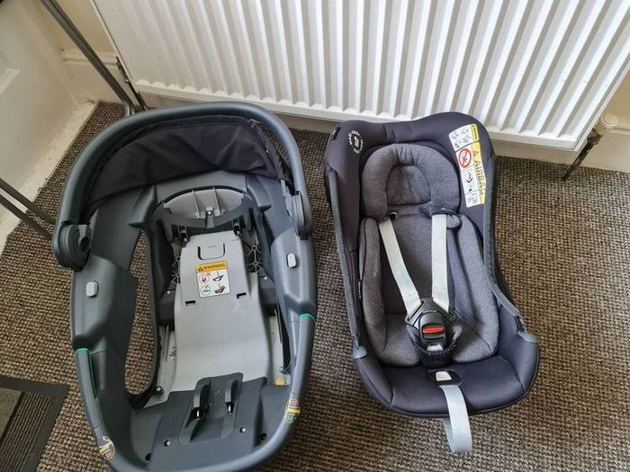 maxi cosi coral and familyfix 3 isofix base