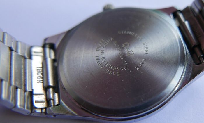 Vintage Q&Q Quartz Watch Men Silver White Day Date Analog New Battery works well
