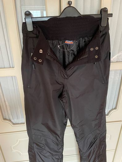 Womens Ski suit, boots & jackets