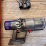 Dyson V10 Image 2