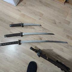 Stunning 3-Piece Japanese Samurai Sword Set with Display Stand