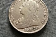 Victoria 1900 Silver Crown Lx111