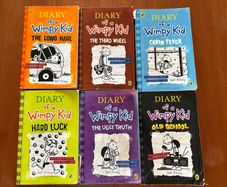 Diary of a Wimpy Kid Bundle  6 Books