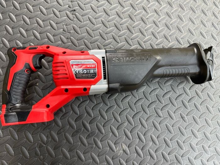milwaukee recip saw