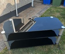 Black Glass TV Stand / TV Unit