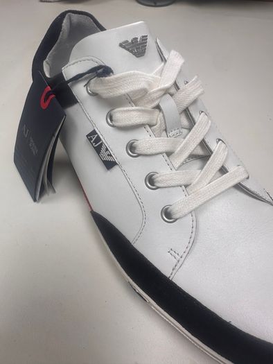 Armani Bnwt Trainers Runners shoes sneakers Size 9.5