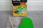 BN Golfer Gift Desktop Putting Stationary Set