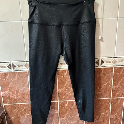 Beyond Yoga Leggings - Size XL